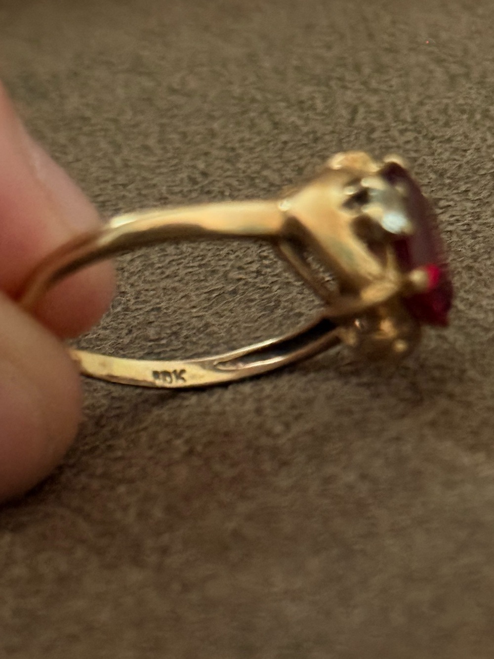 Gold Ring with REAL RUBY REAL GOLD Deep Red Gemstone - Elegant Women's Jewelry - Picture 5 of 8